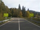 editelstv silnic a dlnic nainstalovalo nov znaky u silnice I/44 vedouc...