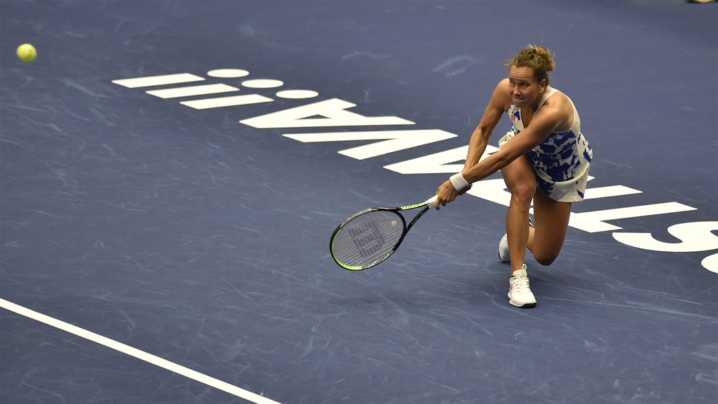Muchová v Ostravě hladce postoupila do druhého kola, Siniaková a Strýcová končí