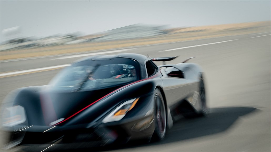 Nové nejrychlejší auto světa jede 533 km/h, je to americká SSC Tuatara
