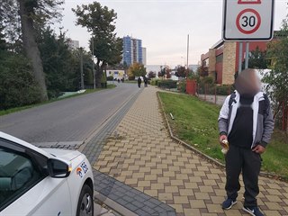 Výtečník v opilosti zapomněl, že už tisícovku za pomoci vysavače vydolovali.