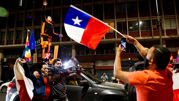 Chilan v referendu podpoili pepsn stavy. (25. jna 2020)
