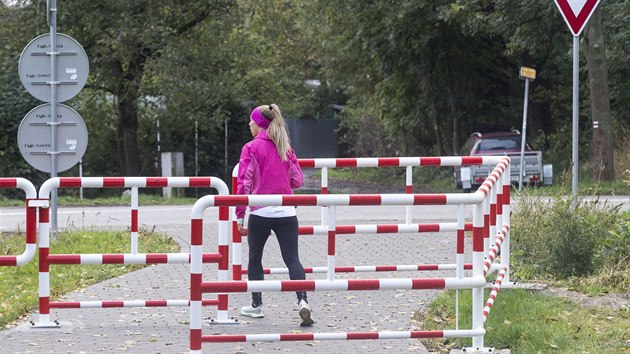 Na konci nov cyklostezky v lesoparku Hlouela u Prostjova smrem k Plumlovsk pehrad ek na milovnky kol zbradl.