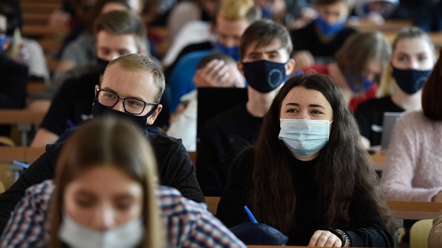 Studenti rusk dopravn univerzity v Moskv (5. jna 2020)