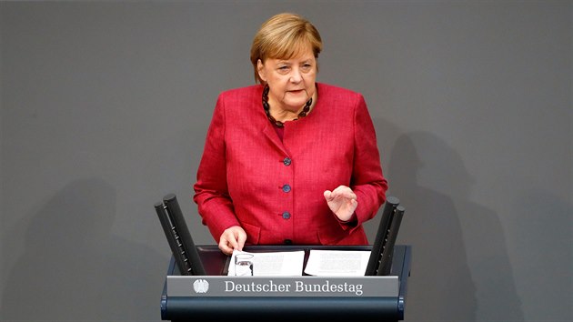 Angela Merkelov vystoupila ve Spolkovm snmu s projevem ke koronavirov situaci. (29. jna 2020)