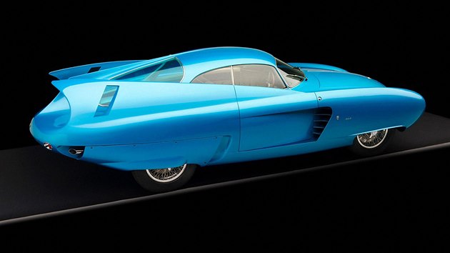 V rmci veera souasnho umn bude spolenost RM Sotheby's drait ti vozy Alfa Romeo B.A.T. Koncepty se v jedn poloce objev vbec poprv, oekv se cena a 20 milion dolar. Tyto vozy, kter pvodn navrhl legendrn automobilov designr Franco Scaglione, se vyrbly v letech 1953 a 1955 ve spolenosti Carrozzeria Bertone jako dkaz pokrokov aerodynamiky a vvoje karoserie tto generace. Trojice automobil se na vstavch jednotliv odprodala a znovu se sela a v roce 1989.