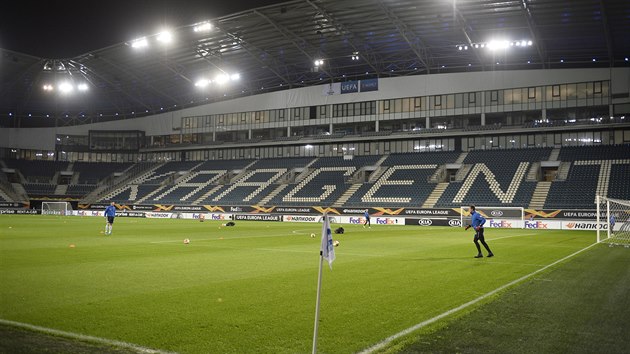 Fotbalist Gentu na rozcvice ped utknm Evropsk ligy proti Hoffenheimu.