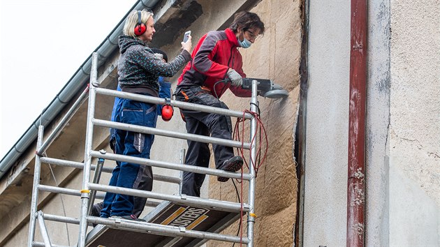 Hradec Krlov se na letiti pustil do zchrany ob budovatelsk mozaiky (23.10.2020).