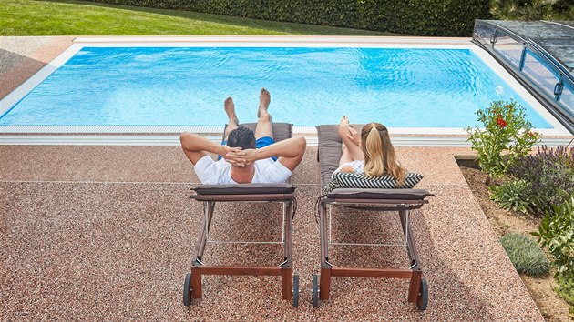 V současné době je největší zájem o přelivové bazény. Tento typ totiž lidem evokuje luxusní hotelové bazény.