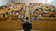 Studenti na univerzit v Novosibirsku (17. íjna 2020)