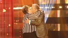 Ji�ina Bohdalová a Karel Gott p�i slavnostním p�edávání cen TýTý (11. dubna...