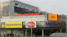 Mercury centrum v Budjovicích spojuje pasáe s obchody a autobusové nádraí na...