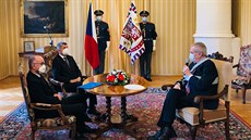 Prezident Miloš Zeman jmenoval 29. října 2020 lékaře Jana Blatného ministrem...