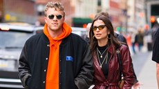 Emily Ratajkowski a její manel Sebastian Bear-McClard (New York, 7. dubna 2018)