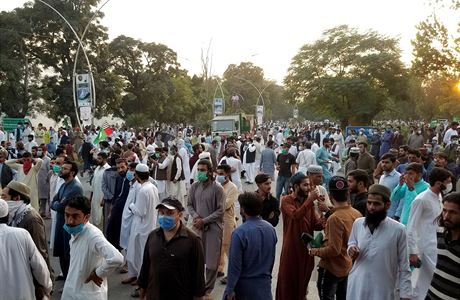 Protifrancouzské protesty v Pákistánu. (30. íjna 2020)