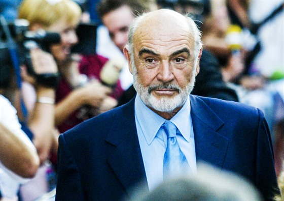 Sean Connery na evropské premiée Ligy výjimených v Praze (12. srpna 2003).