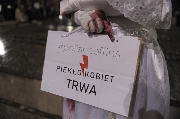 V Polsku zemřela další těhotná žena na sepsi. Těžký případ, hájí se nemocnice