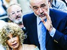 Sean Connery s manelkou na evropské premiée Ligy výjimených v Praze (12....