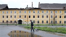 Stav ikových kasáren v Terezín je u roky hodn patný.