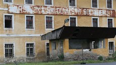 Stav ikových kasáren v Terezín je u roky hodn patný.