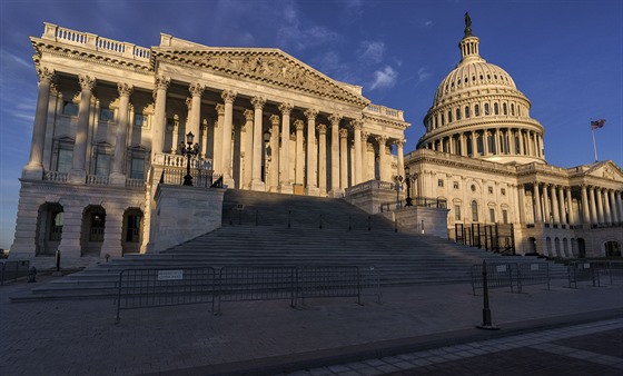 Kongres USA jedná o financování vlády.