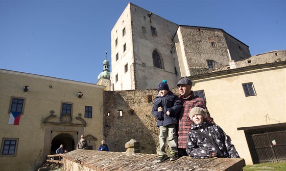 Na hrad Buchlov zavítalo letos o 24 tisíc návtvník mén ne v loské sezon.