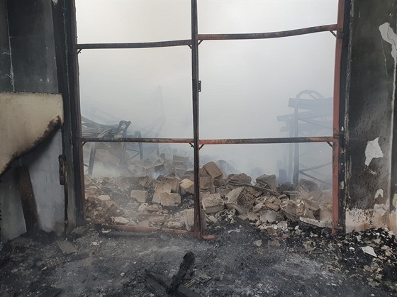 Škoda při požáru v Choustníku je odhadována na deset milionů korun.