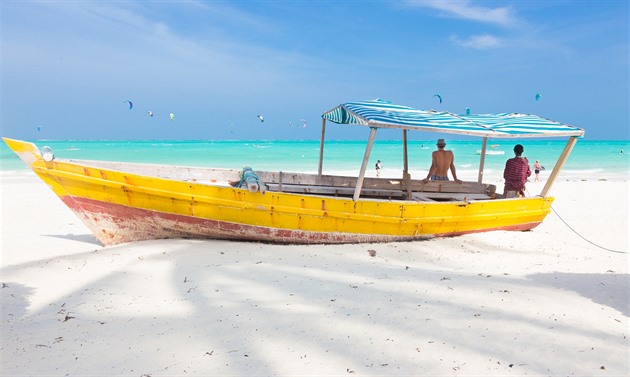 Češi chtějí exotiku, láká je i ‚zavřený‘ Zanzibar. Po kterých místech je hlad a jak je to s cenami zájezdů