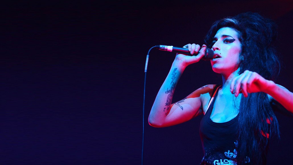 Amy Winehouse (1983 - 2011)
