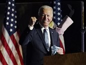 Joe Biden se vyjdil k dosavadnmu prbhu voleb. (4. listopadu 2020)