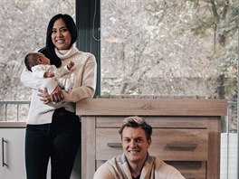 Tomá Verner, Tammy Sutanová a jejich syn Tomá (7. listopadu 2020)