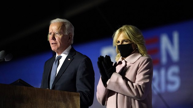 Joe Biden se vyjdil k dosavadnmu prbhu voleb. (4. listopadu 2020)
