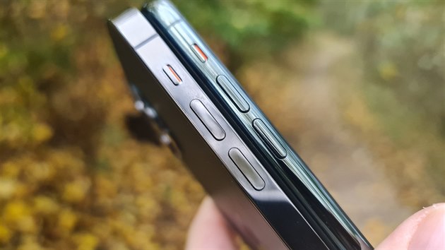 iPhone 11 Pro a iPhone 12 Pro