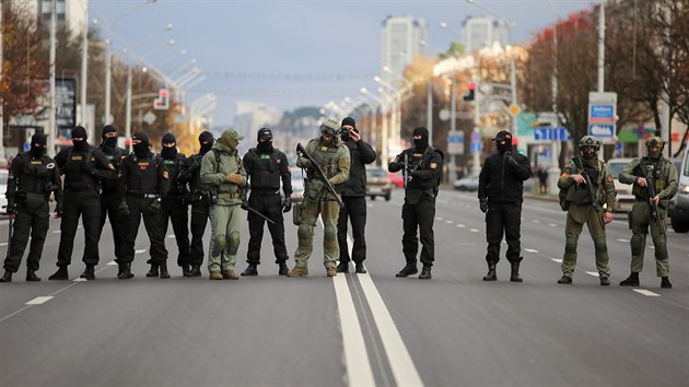 V bloruskm Minsku se opt protestovalo proti reimu prezidenta Alexandra Lukaenka. (1. listopadu 2020)