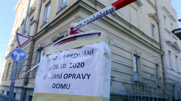 Budova bývalé konzervatoře v Masarykově ulici v Plzni - Doubravce, kde by mělo vzniknout karanténní zařízení pro lidi bez domova.(29. 10. 2020)