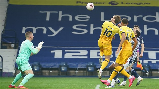 Harry Kane z Tottenhamu otevr skre v utkn anglick ligy proti West Bromu.