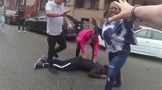 Policie ve Filadelfii zveejnila dramatické video ze zastelení Waltera Wallace