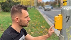 Reportér Matěj Smlsal odhaloval tajemství semaforů pro chodce.