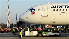 Výbr francouzských aerolinek byl symbolický, protoe první linkový let na...