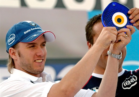 Jezdec formule1 Nick Heidfeld dostal amulet nazar boncugu od poadatel Velké...
