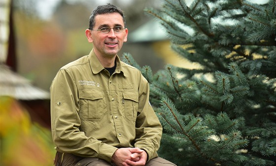 Zástupce ředitele CHKO Beskydy Jiří Lehký v uniformě strážce přírody