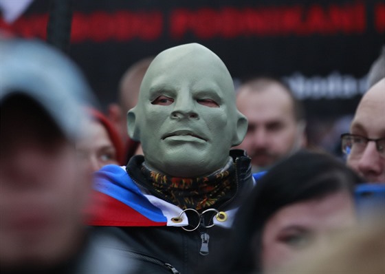 Demonstrace na Václavském námstí. (17. listopadu 2020)