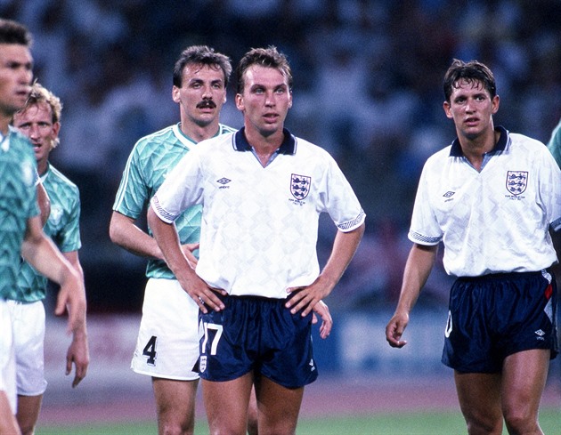 Gary Lineker (uprostřed) na mistrovství světa v roce 1990