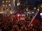 Demonstrace na Václavském námstí proti souasným opatením. (17. listopadu...