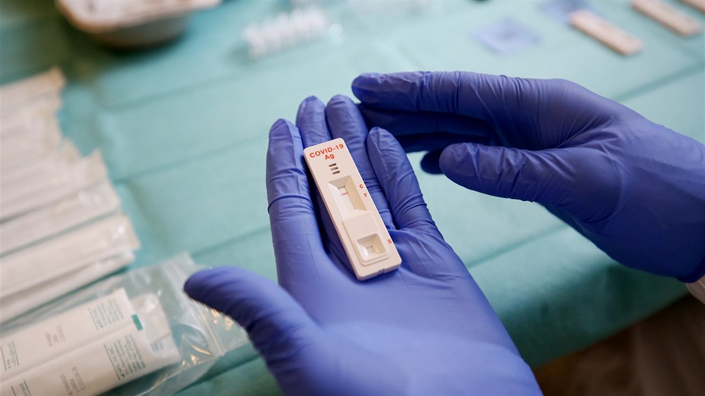 Antigenní testování funguje v kraji na osmi místech, někde už mají plno