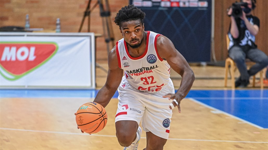 Basketbalisté Nymburka a Opavy srovnali na čele ligy krok