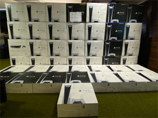 PlayStationy 5 u překupníků