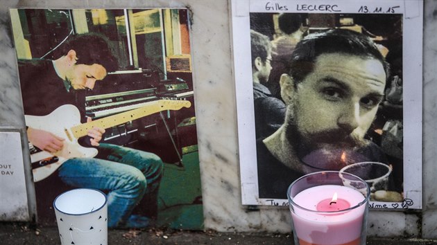 Francouzi si připomínají pět let od útoků v hudebním klubu Bataclan a na dalších místech Paříže. (13. listopadu 2020)