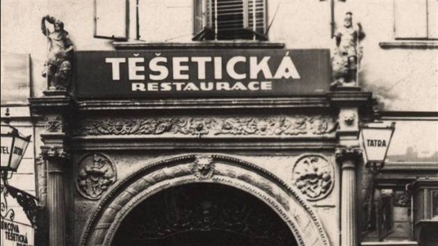 Do těšetické sítě podniků patřila i dnešní Hanácká restaurace v Olomouci na Dolním náměstí.
