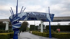 Vlajkový Disneyland v Kalifornii má být zavený a do konce prosince. (14....