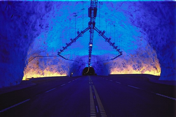 Nejdelí silniní tunel na svte je Laerdalský tunel v Norsku. 